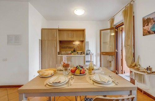 Sensole Apartment | Residence La Perla - Apt 11, Monte Isola, Italy