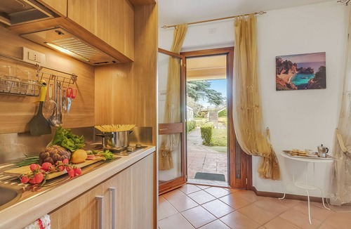 Sensole Apartment | Residence La Perla - Apt 16, Monte Isola, Italy