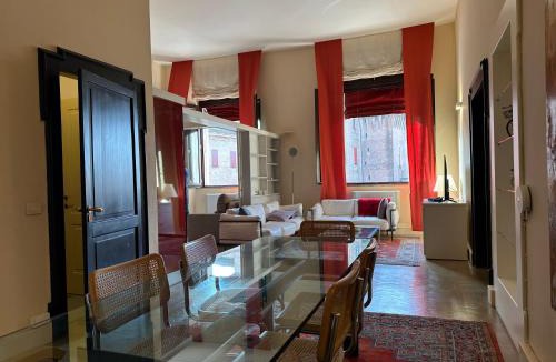 Ferrara Historic Centre Apartment | Residence Largo Castello