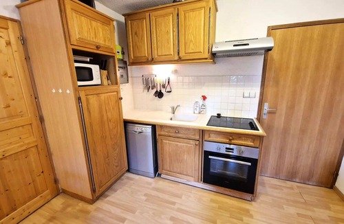 Valfrejus Apartment | Residence Le Charmaix - 2 rooms for 5 people