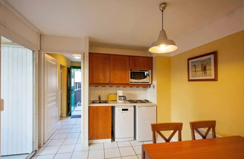 Maubuisson Apartment | Residence Les Grands Pins - maeva Home - 2 Rooms 5 People Selection