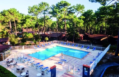 Maubuisson Apartment | Residence Les Sentes - 3 room apartment for 3 people covered balcony