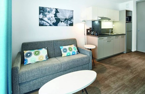 Jonzac Apartment | Residence Les Coteaux de Jonzac * - Vacances Bleues - 2 rooms 4 people