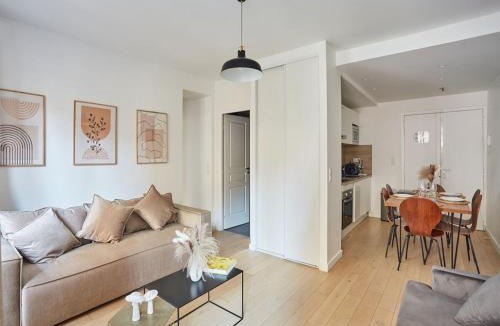 4th Arrondissement Apartment | Residence Rivoli - Center of Paris