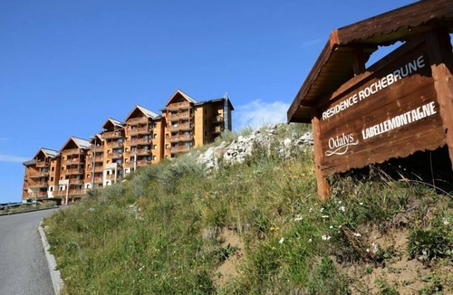 Orcieres-Merlette Apartment | Residence Rochebrune Vallon**** - Labellemontagne - 2 Rooms 4 People