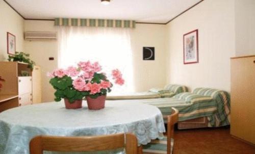 Tiche Apartment | Residence Royal