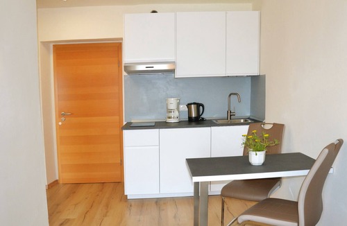 Foiana Apartment | Residence Sonnegg with a panoramic view of the Adige Valley in Völlan near Lana