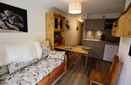 Areches Apartment | Residence Val Blanc 2 - Apartment 3 people renovated in 2022 village center Ranked 2 stars