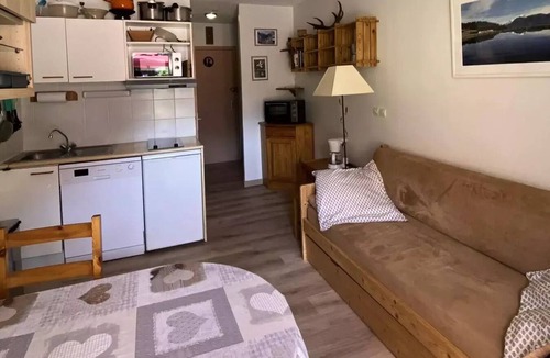Areches Apartment | Residence Val Blanc 2 - Apartment 3 people renovated in 2022 village center Ranked 2 stars