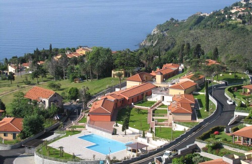 Cogoleto Apartment | Residence Villa Beuca Cogoleto Two-room Apartment 4 Pax Sea View