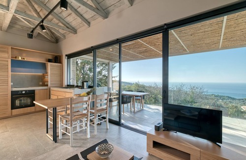 Tsoukaladhes Villa | Residence with Private Pool - with Panoramic View, Art Blue Villas