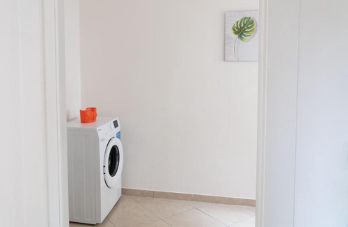 Miramare Apartment | Residence Yellow