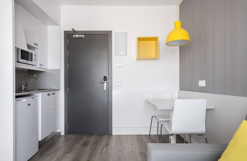 Sarria Hostel | Residencia Universitaria Resa Barcelona Diagonal - Campus Accomodation