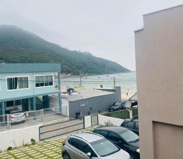 Pantano do Sul Apartment | Residencial Mariano 3 - Vista para praia e Mar
