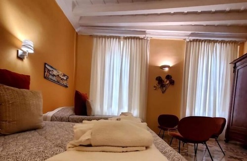 Lucca Historical Center House | Residenza FillAnfi