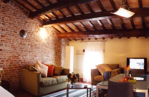 Santarcangelo di Romagna House | Residenza i Platani