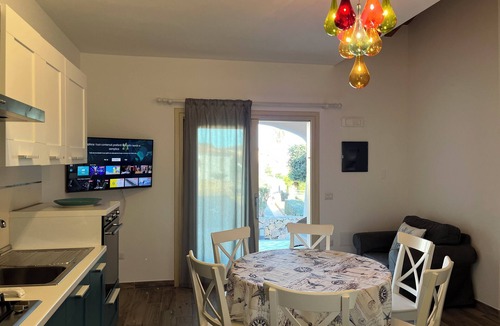 Limpiddu Apartment | Residenza Limpiddu with Pool and Garden - Bright, All Comfort, Sea at 4 min