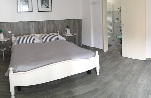 Marina di Carrara Bed & Breakfast | Residenza Marina B&B