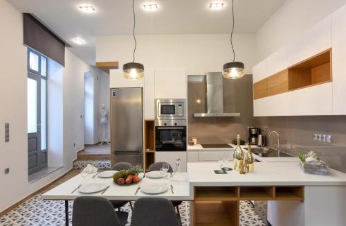 Old Town Rethymnon House | Residenza Rithymna Centro with a private roof terrace and hot tub