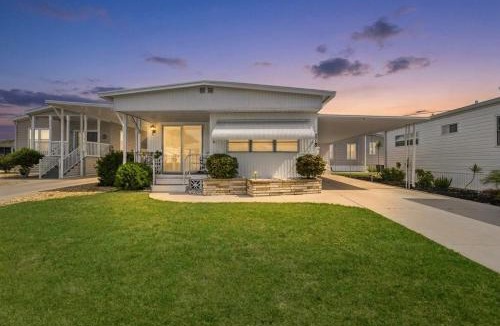 Venice House | Resort Condo with Pool, Walk to Downtown