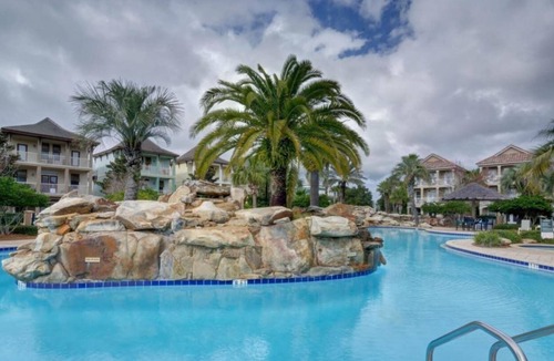 Villages of Crystal Beach House | Resort Pool | Pet Friendly | Sea Renity by Loma Homes