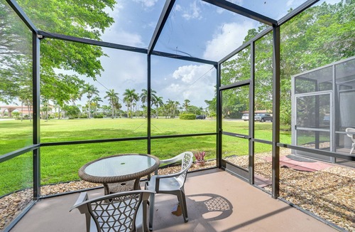 Naples Apartment | Resort Studio w/Community Pool in Naples!