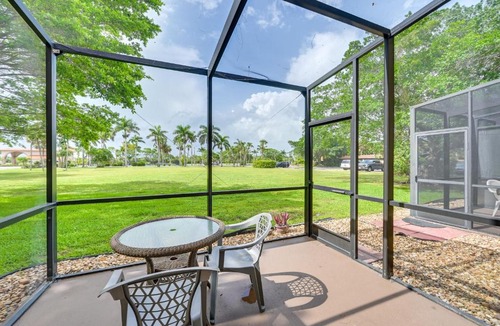 Naples Apartment | Resort Studio w/Community Pool in Naples!