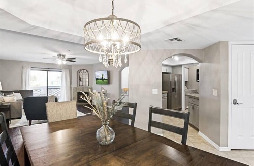 Camelback East Condo | Resort-Style Biltmore Retreat Heated Pool & Spa