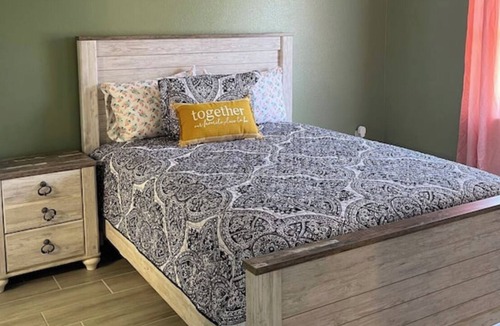 Fedhaven Condo | Resort Style Community, Theme Parks, Pool, Tennis