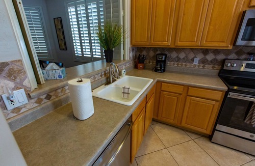 Alta Mesa House | Resort style golf course home