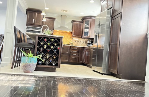 Wallkill House | Resort style house with saltwater pool ,jacuzzi and Movie Theater