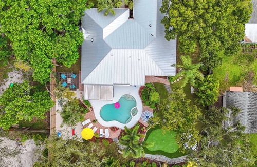 Palma Sola House | Resort-Style Pool & Spillover Spa Game Room Giant Chess Mini Golf AMI IMG