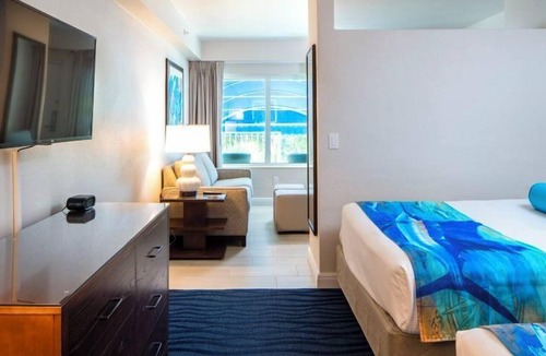 St. Pete Beach Hotel | Resort View Studio 2 Queen Beds at RumFish Beach Resort