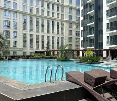 Pasay Apartment | Resorts World Eighty One Newport Boulevard Near Airport T2 and T3