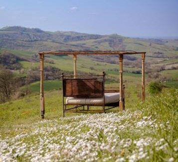 Quartiere Valle Savio House | Respiro Glamping Private Retreat with Hot Tub