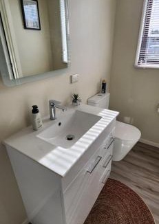 Tinwald Hotel | Rest and Recharge Retreat 1-2 Guests