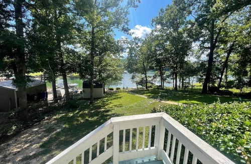 Cherokee Village House | Rest and Relax on Thunderbird