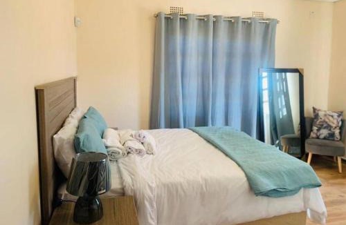 Molepolole Villa | Rest and Work at Los Abrigos Villa in Molepolole