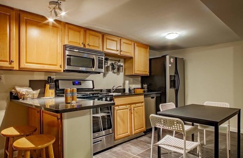 Bloomingdale Apartment | Rest Easy in this Bloomingdale English Basement near 4 DC Hospitals