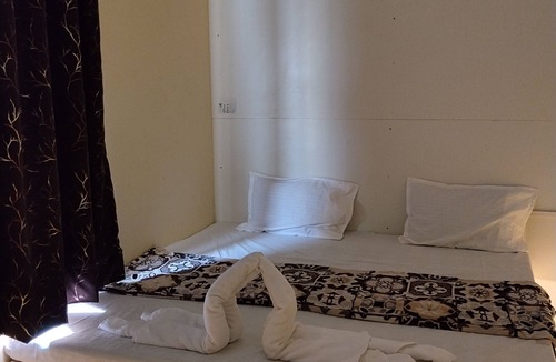 Sindhi Camp House | Rest Point