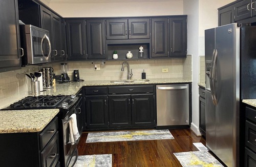 Columbus House | Rest, Relax, Repeat! Clean, Convenient and Comfortable!