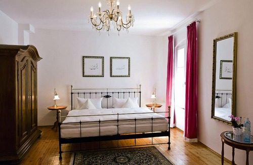 Old Town Hotel | Restaurant Dicker Mann Hotel zum Blauen Krebs
