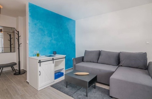 Porat Apartment | Restaurant & Rooms Nino/Room 6
