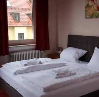 Schondorf am Ammersee House | Restauration Schondorfer