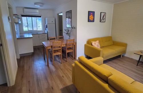 Porepunkah Apartment | Restaway - Mountain View Apartments, Porepunkah