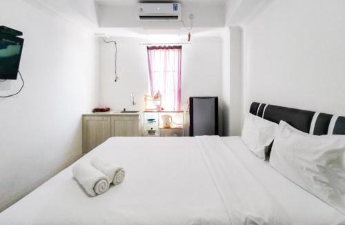 Jatingaleh Apartment | Restful and Tidy Studio at Paltrow City Apartment By Travelio