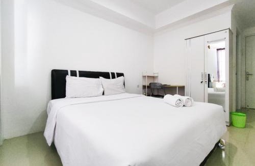Jatingaleh Apartment | Restful and Tidy Studio at Paltrow City Apartment By Travelio