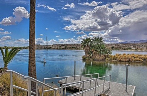 Bullhead City House | Restful Riverfront Retreat w/Private Dock + Patio