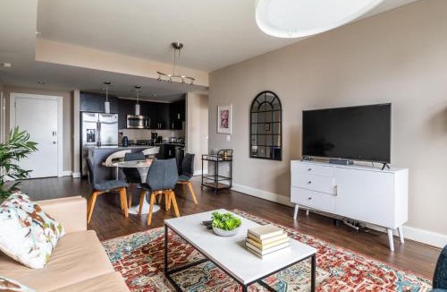 Reston Apartment | Reston 2br w laundry walk to restaurants mall WDC-831