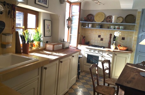 Saint-Saturnin-les-Apt House | Restored old farm house with a lot of charm - let your soul go for a stroll
